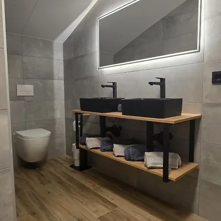 Gailtaler Alinkhof Apartment Bach (Villach-Land, Carinthia)